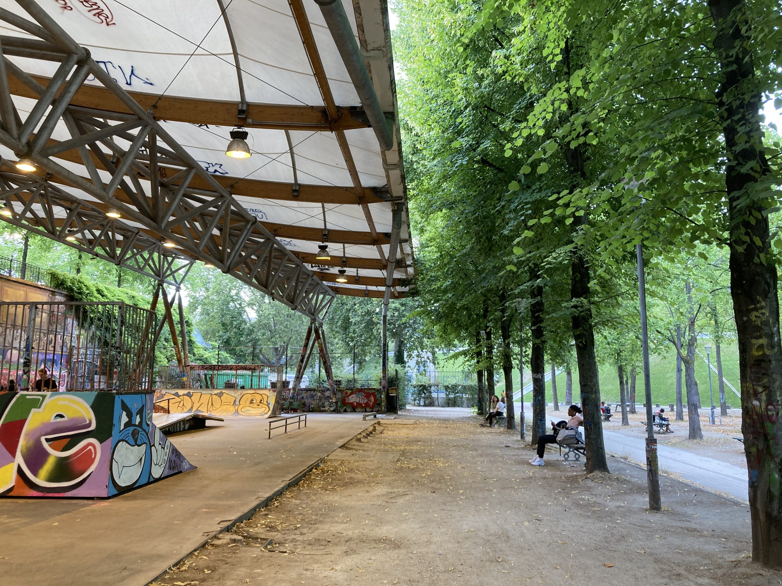 skate park avec rampes